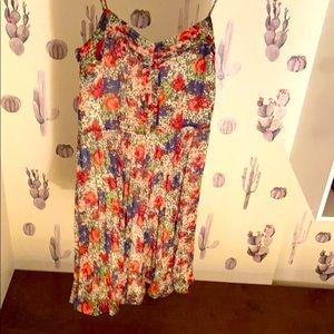 I adore this summer dress